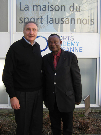 C. Guiyama et H. Montasser devant les locaux S.A.L.